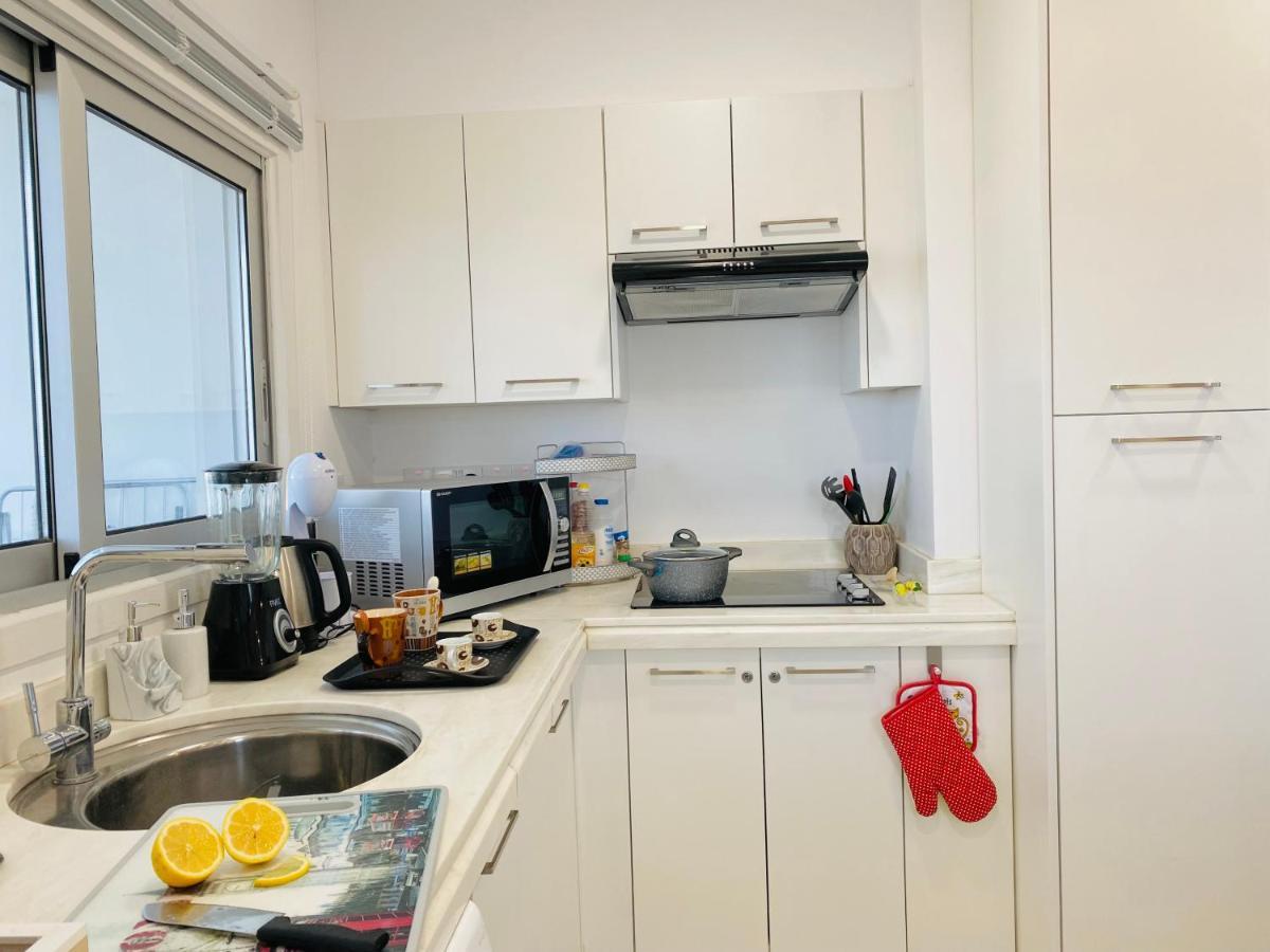 Panoramic Seaside Getaway, 2-Br Penthouse Apartment ลาร์นาคา ภายนอก รูปภาพ